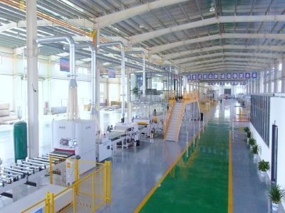 外墻保溫裝飾一體化系統(tǒng)生產(chǎn)線：高效節(jié)能、智能環(huán)保的建筑生產(chǎn)利器